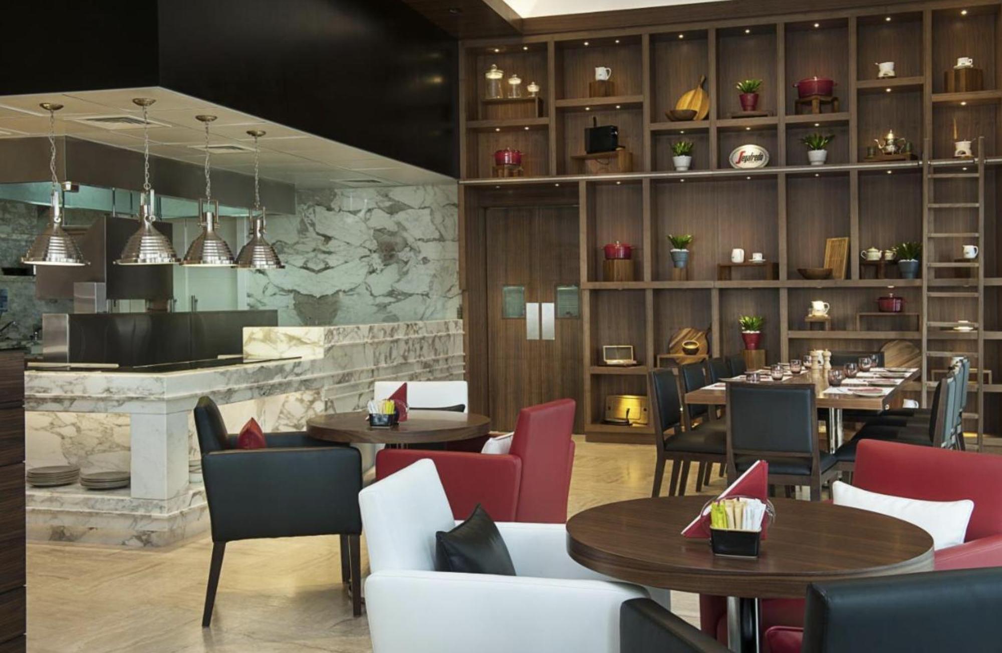 Next'House - Downtown Views Host Hostel Dubai Ngoại thất bức ảnh